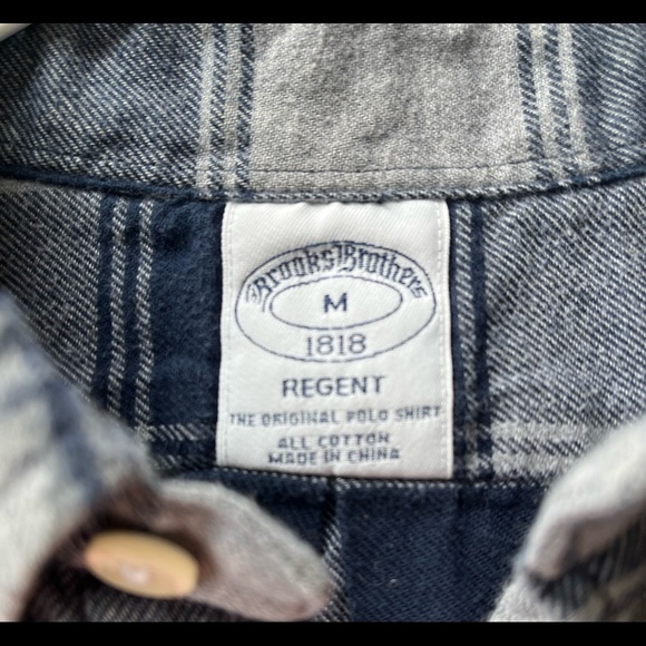 Brooks brothers casual button down shirt - Picture 2 of 2